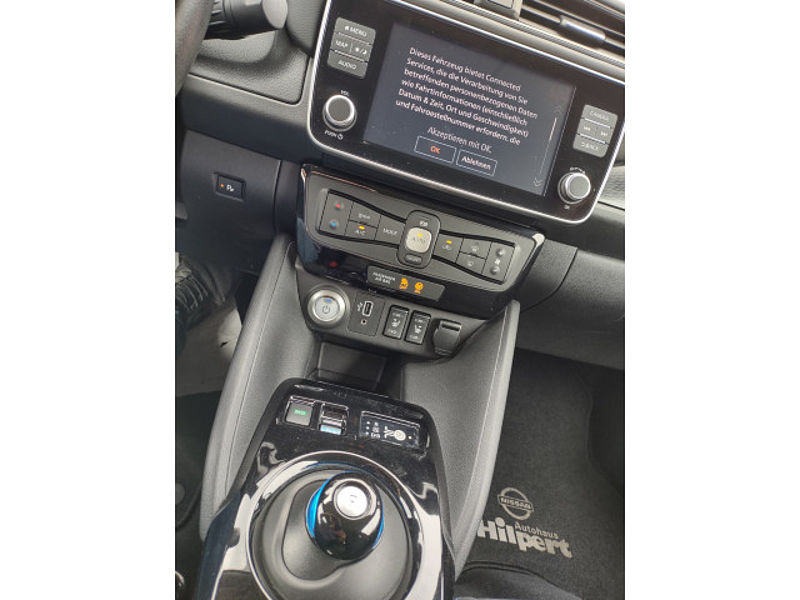 Nissan Leaf N-Connecta 40KW / NAVI / Winter / LED / Kamera